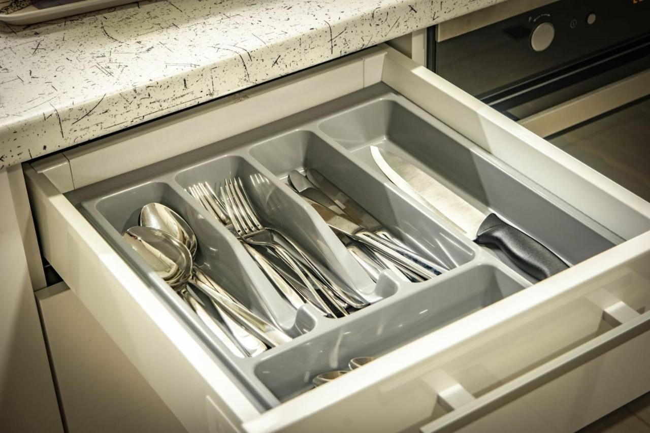 2-Room Apartment Lux Near Centre Wi-Fi Free Dnipro Eksteriør bilde